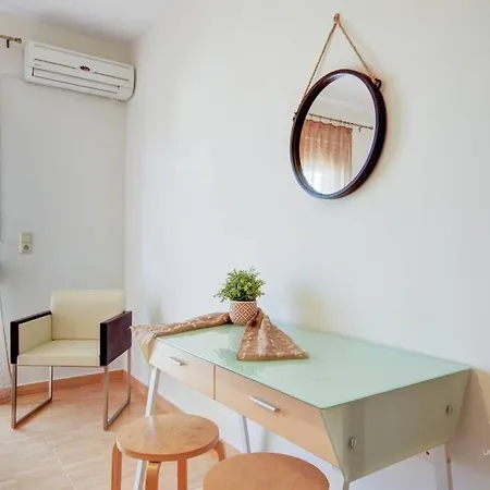 Summer Treasure 2-bdrm Maisonette In Trani Ammouda Case de vacanță Ormos Panagias