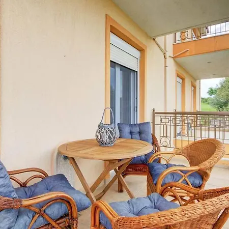 Summer Treasure 2-bdrm Maisonette In Trani Ammouda *