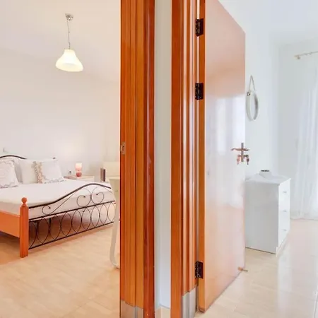 Summer Treasure 2-bdrm Maisonette In Trani Ammouda אורמוס פנגיאס